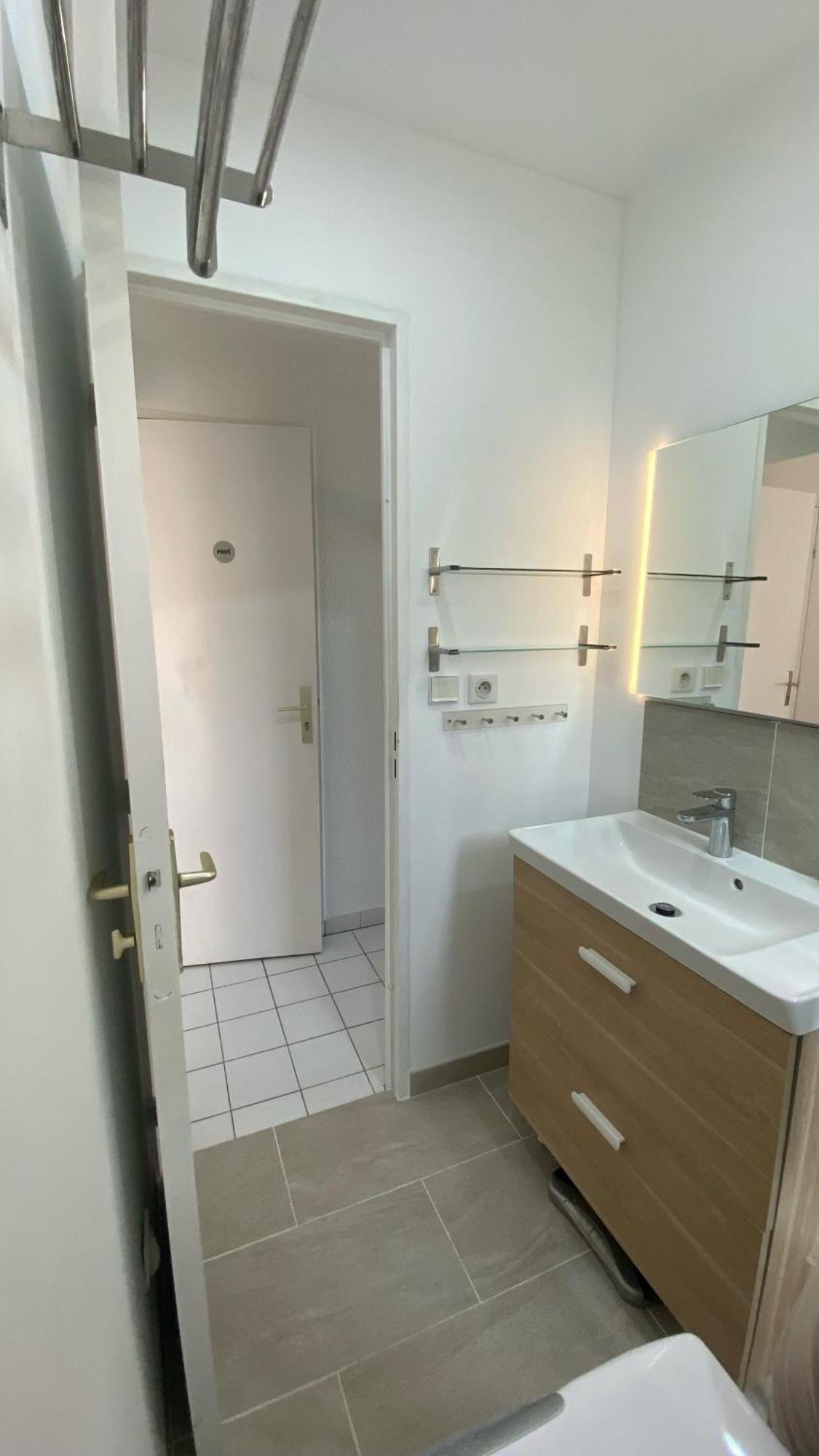 Lovely Apartment In Sainte Maxime المظهر الخارجي الصورة